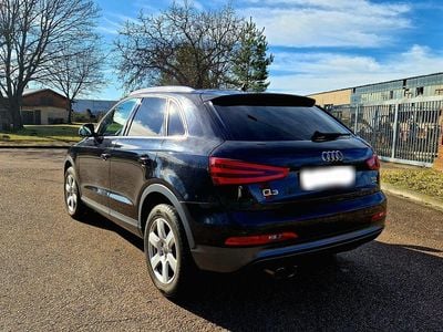 Second-hand Audi Q3 177 CP (130 kW) 2011 Negru SUV