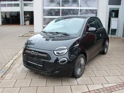 Gebraucht Fiat 500e Icon 69 kW (95 PS) 2023 Schwarz Kleinwagen
