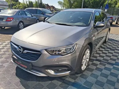 Gebraucht Opel Insignia Country Tourer Basis 209 PS (153 kW) 2019 Grau Kombi