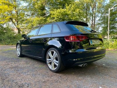 gebraucht Audi A3 Sportback 2.0 Diesel Automatik S line 3x