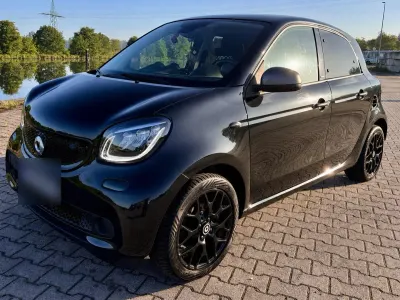 Gebraucht Smart ForFour Electric Drive Passion 60 kW (82 PS) 2018 Schwarz Kleinwagen