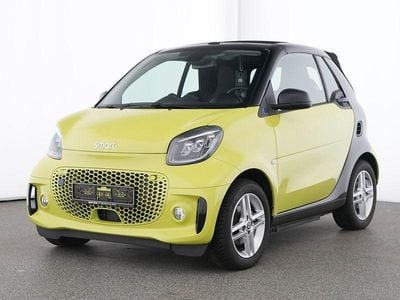Gebraucht Smart ForTwo Electric Drive 60 kW (82 PS) 2024 Bodypanels in lime green Cabrio