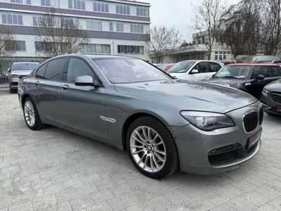 Gebraucht BMW 750 408 PS (300 kW) 2010 Grau Limousine