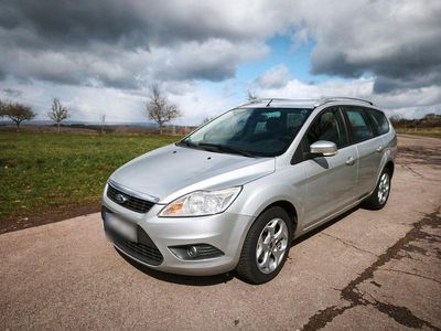 Gebraucht Ford Focus Style 109 PS (80 kW) 2009 Silber Kombi