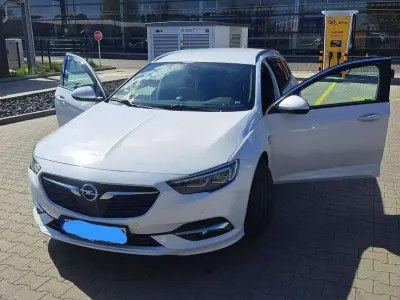 Gebraucht Opel Insignia Country Tourer Dynamic 260 PS (191 kW) 2017 Weiß Kombi