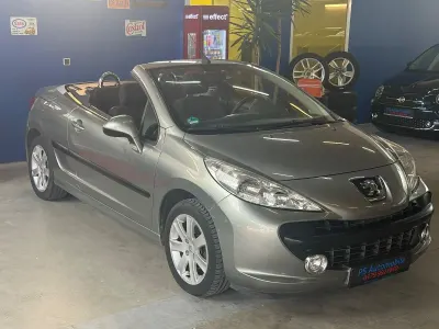 Gebraucht Peugeot 207 CC Filou 120 PS (88 kW) 2009 Silber Cabrio