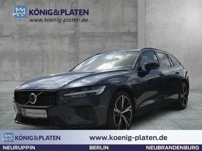 Gebraucht Volvo V60 Ultimate 335 PS (246 kW) 2022 Blau Kombi