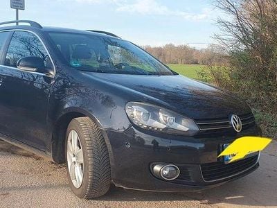 Schwarz Gebraucht 2011 VW Golf VI Highline Kleinwagen | 5.700 € (Etwas zu teuer)