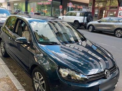 Gebraucht VW Golf VI Highline 122 PS (89 kW) 2010 Blau Kleinwagen