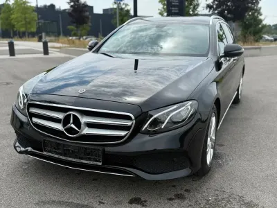 Gebraucht Mercedes E220 194 PS (142 kW) 2017 Schwarz Kombi