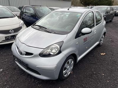 Gebraucht Toyota Aygo Basis 68 PS (50 kW) 2008 Silver mica metallic Kleinwagen