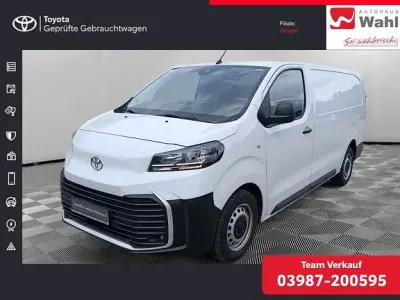 Gebraucht Toyota Proace 144 PS (105 kW) 2024 Icy white Van / Kleinbus