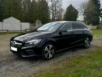 Occasion Mercedes CLA180 Shooting Brake 122 ch (89 kW) 2015 Noir Break