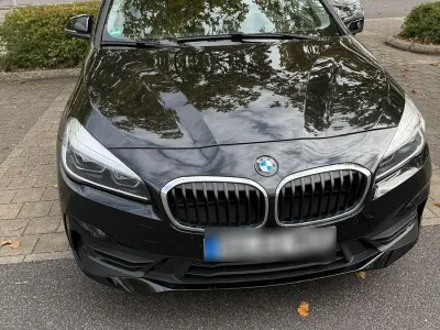 Gebraucht BMW 225 Active Tourer Advantage 224 PS (164 kW) 2019 Schwarz Van / Kleinbus