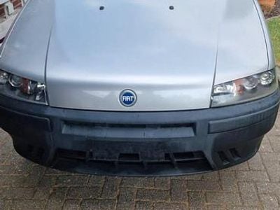 Silber Gebraucht 2000 Fiat Punto Kleinwagen | 1.050 € (Fairer Preis)