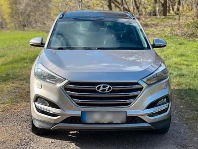 Usata Hyundai Tucson Premium 186 CV (136 kW) 2016 Beige SUV