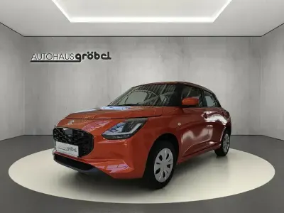 Gebraucht Suzuki Swift Club 83 PS (61 kW) 2025 Flame orange pearl met. Kleinwagen
