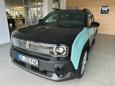 Brugt Renault 4 E-Tech Komfort 110 kW (150 HK) 2025 Grøn SUV