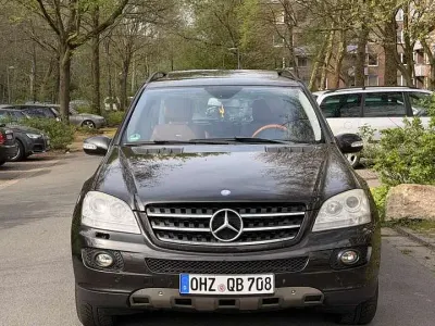 Gebraucht Mercedes ML320 224 PS (164 kW) 2008 SUV