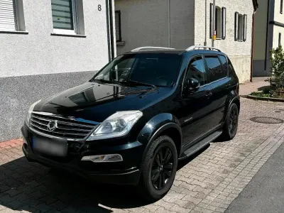 Gebraucht SsangYong Rexton 155 PS (114 kW) 2013 SUV