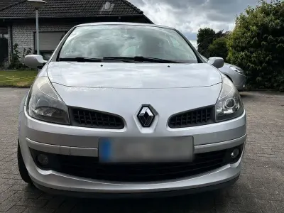 Gebraucht Renault Clio II Dynamique 111 PS (81 kW) 2006 Grau Limousine