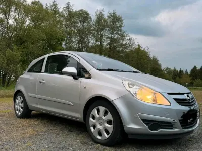Używany Opel Corsa 89 KM (65 kW) 2007 Szary Hatchback