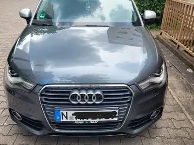 Gebraucht Audi A1 Ambition 86 PS (63 kW) 2010 Grau Kleinwagen