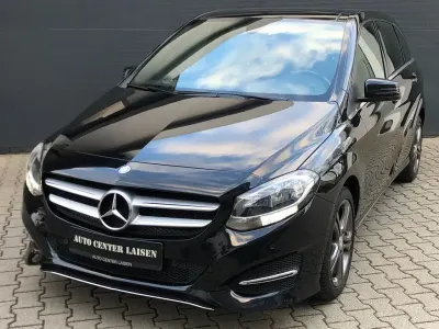 Gebraucht Mercedes B200 136 PS (100 kW) 2015 Schwarz Kleinwagen