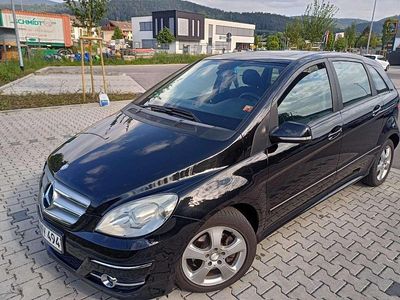 Usata Mercedes 200 190 CV (139 kW) 2010