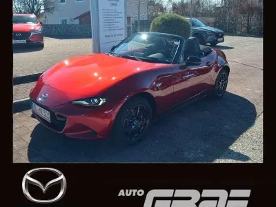 Gebraucht Mazda MX5 Homura-Line 132 PS (97 kW) 2025 Soul red crystal Cabrio