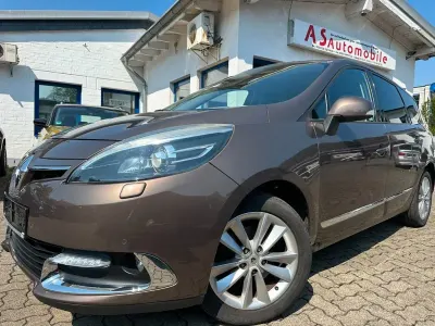 Gebraucht Renault Grand Scénic III 131 PS (96 kW) 2012 Braun Van / Kleinbus