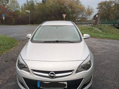 Gebraucht Opel Astra 110 PS (80 kW) 2015 Silber Kombi