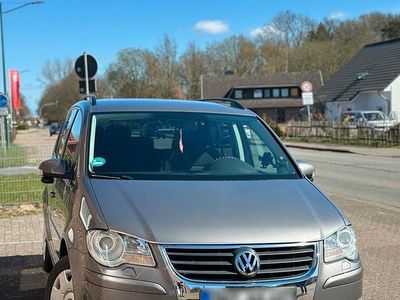 Gebraucht VW Touran 140 PS (102 kW) 2007 Grau Van / Kleinbus