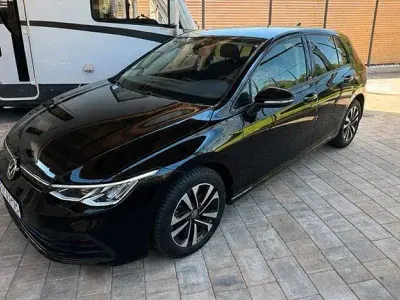 Używany VW Golf VII Life 150 KM (110 kW) 2021 Czarny Hatchback