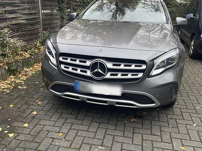 Mercedes GLA200