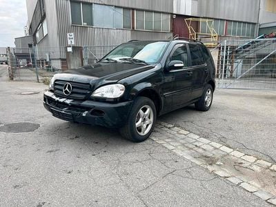 Gebraucht Mercedes ML270 163 PS (119 kW) 2003 Schwarz SUV