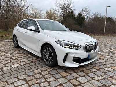 Gebraucht BMW 118 M Sport 140 PS (102 kW) 2019 Weiß Kleinwagen