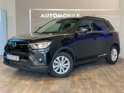 Gebraucht SsangYong Tivoli 163 PS (119 kW) 2019 Space black (metallic) SUV