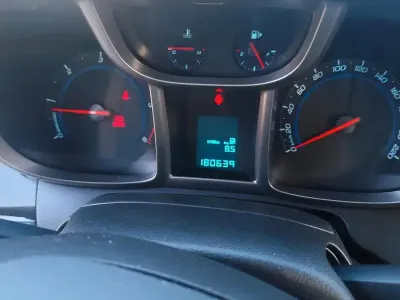 Używany Chevrolet Orlando 163 KM (119 kW) 2011 Srebrny Minivan