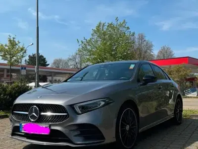 Gebraucht Mercedes 250 AMG 180 PS (132 kW) 2020 Andere farben Limousine