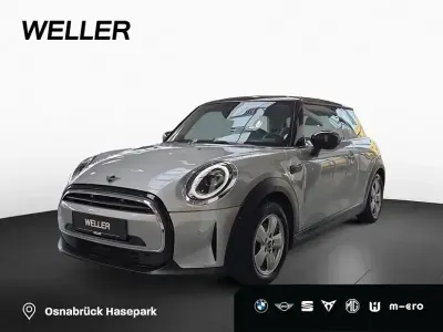 Second-hand Mini Cooper Essential 136 CP (100 kW) 2023 Argintiu Hatchback