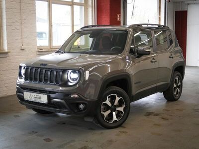 Stinggray clear coat Gebraucht 2022 Jeep Renegade Trailhawk SUV | 26.590 € (Etwas zu teuer)
