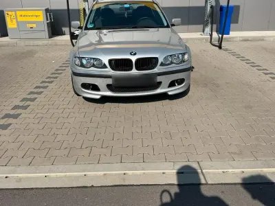 Gebraucht BMW 318 Sport Line 143 PS (105 kW) 2002 Silber Limousine