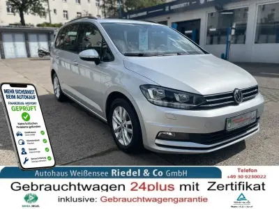 Gebraucht VW Touran Comfortline 150 PS (110 kW) 2019 Silber Van / Kleinbus