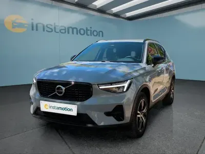 Gebraucht Volvo XC40 Plus 163 PS (119 kW) 2024 Grau SUV