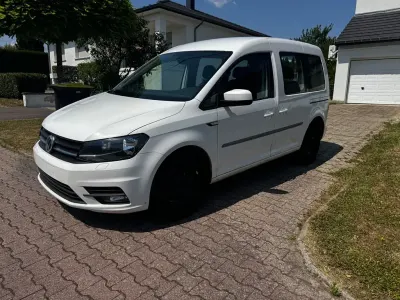 Gebraucht VW Caddy Trendline 122 PS (89 kW) 2019 Weiß Van / Kleinbus