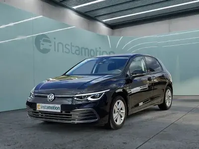 Gebraucht VW Golf VII Life 131 PS (96 kW) 2020 Schwarz