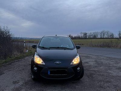 Gebraucht Ford Ka Ambiente 69 PS (50 kW) 2015 Schwarz Kleinwagen