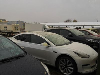 Gebraucht Tesla Model 3 225 kW (306 PS) 2020 Weiß Limousine