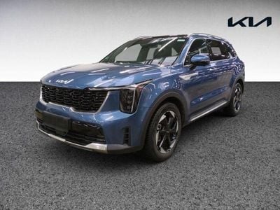 M4b) mineralblau met. (blau Gebraucht 2025 Kia Sorento Platinum SUV | 49.980 € (Etwas zu teuer)